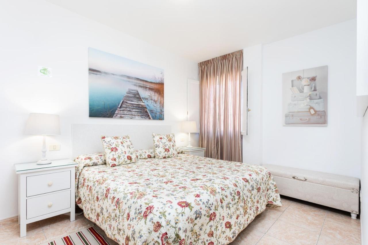 Vivienda Vacacional La Laguna Luxe Exterior photo